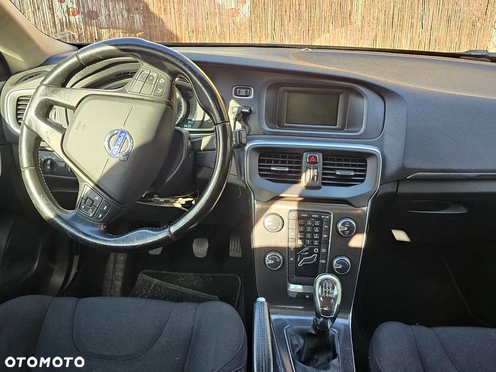 Volvo V40 D3 - 6