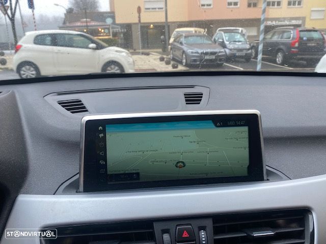 BMW X1 16 d sDrive Line Sport - 25