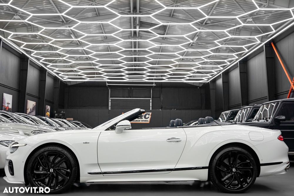 Bentley Continental GTC Speed - 29