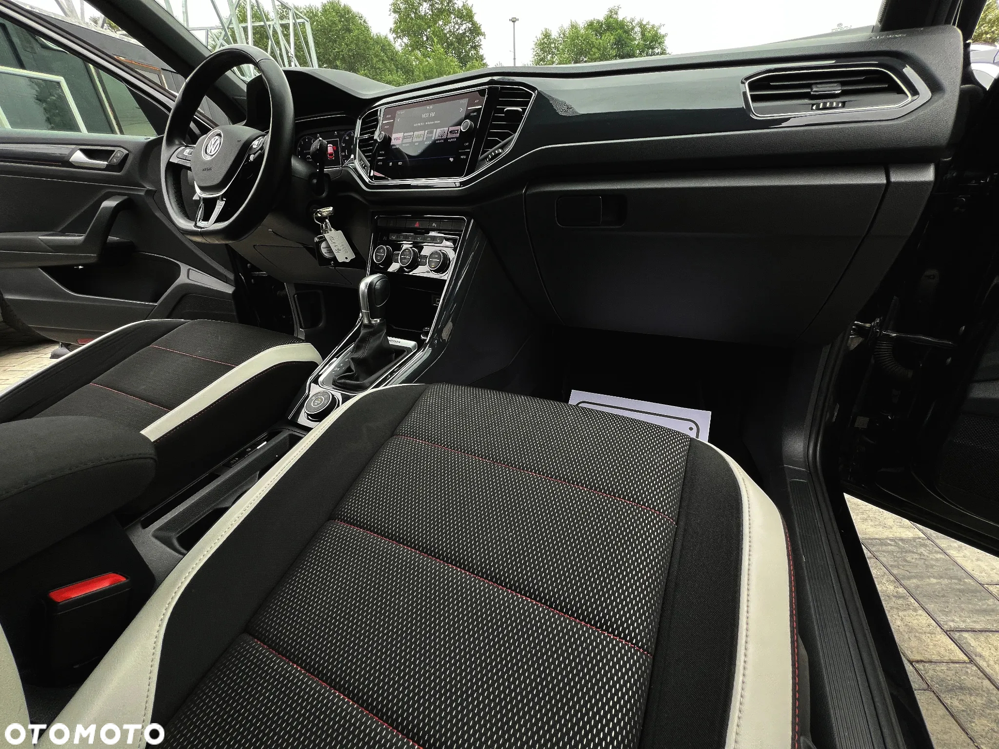 Volkswagen T-Roc 2.0 TSI 4Motion DSG Sport - 16