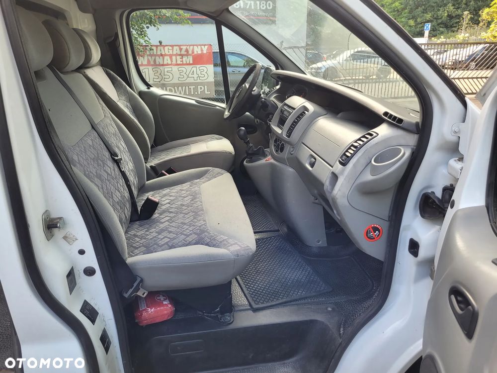 Opel Vivaro - 13