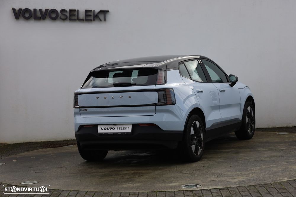 Volvo EX30 51 kWh Single Motor Plus - 2