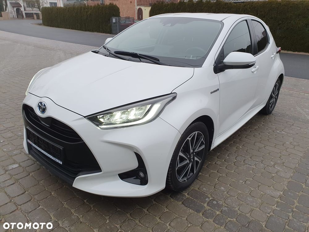 Toyota Yaris - 1