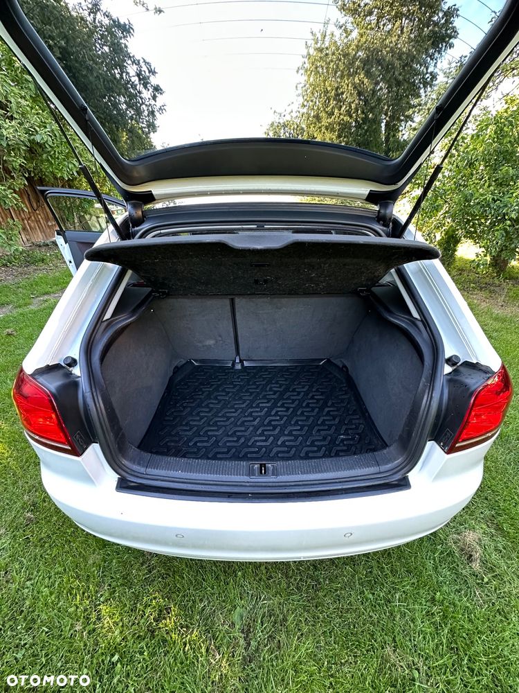Audi A3 3-drzwiowe 1.6 S line Sportpaket (plus) - 12