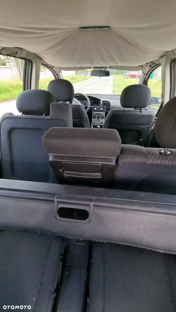 Opel Zafira 1.8 Njoy - 28