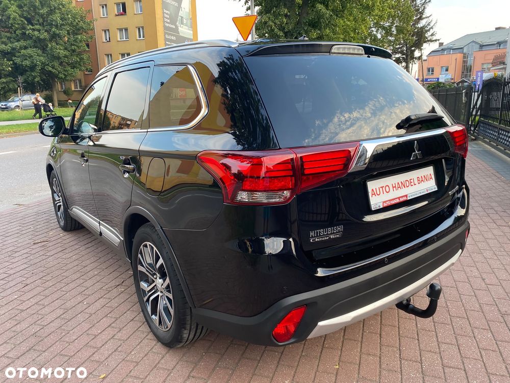 Mitsubishi Outlander 2.0 Intense + - 33
