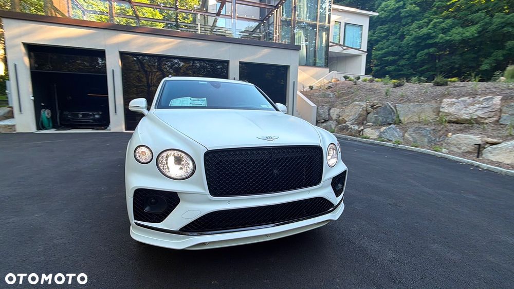 Bentley Bentayga W12 - 4