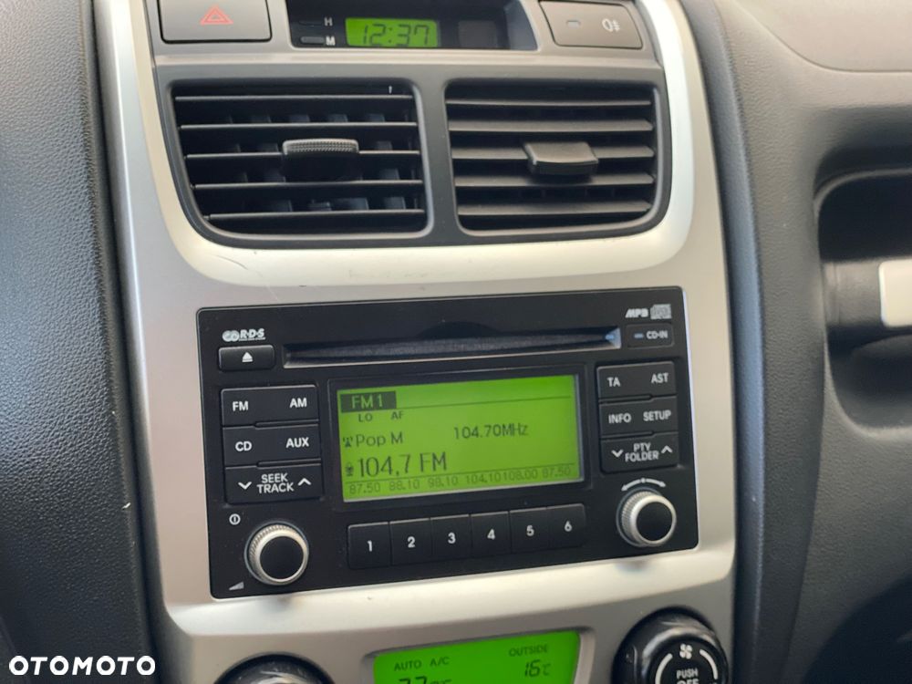 Kia Sportage 2.0 Tour 2WD - 23