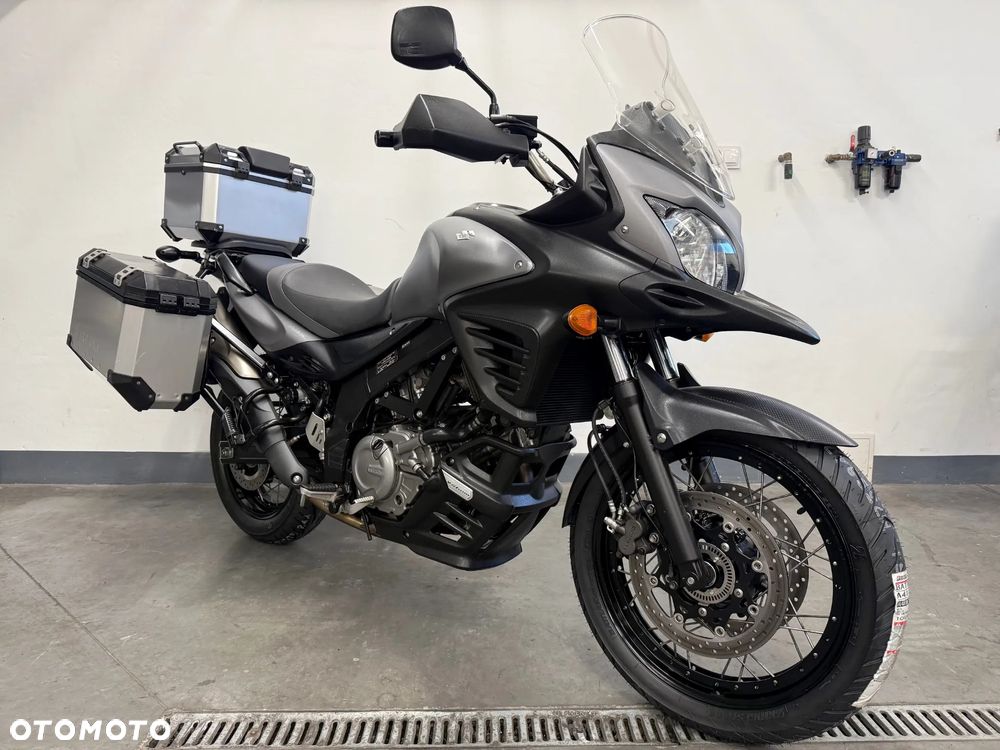 Suzuki V-STROM - 1