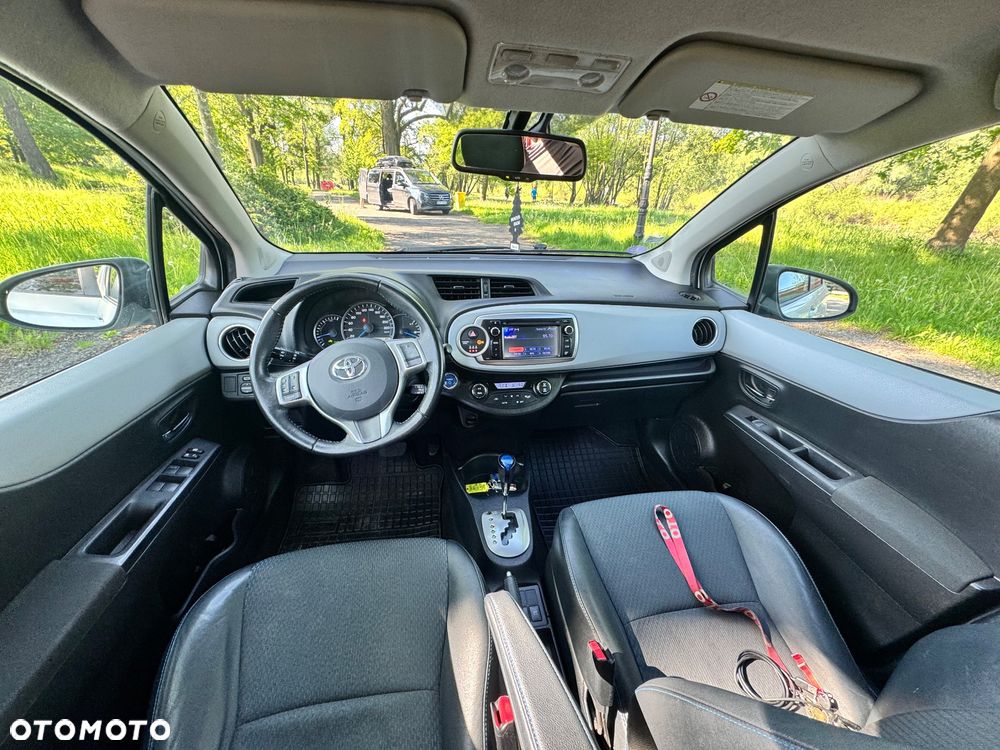 Toyota Yaris 1.5 VVT-i Team Deutschland - 19