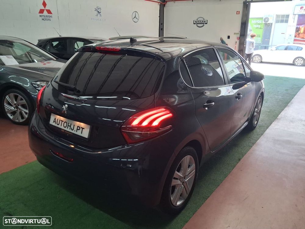 Peugeot 208 1.2 PureTech Active - 9