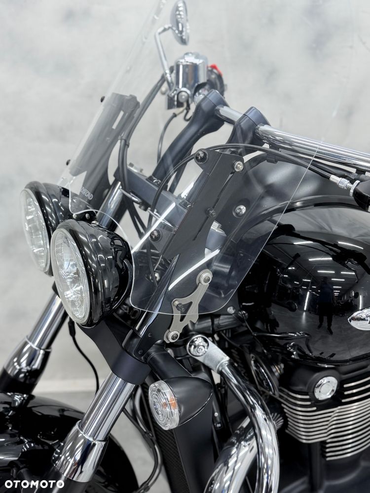 Triumph Thunderbird - 26