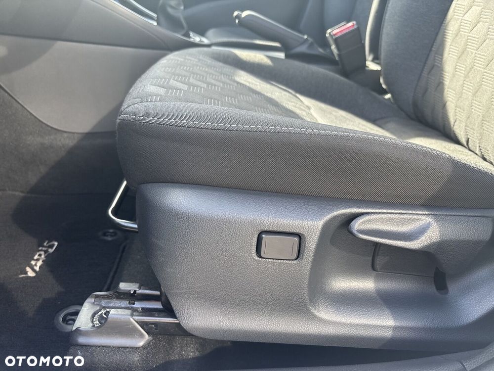 Toyota Yaris 1.5 Style - 13
