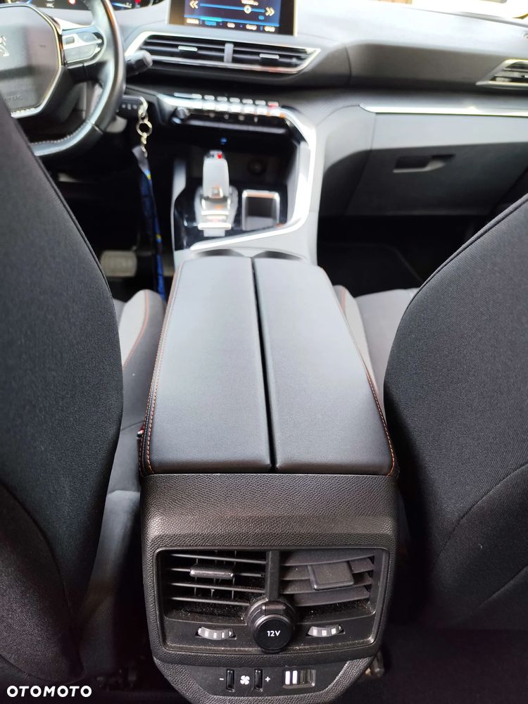 Peugeot 5008 1.5 BlueHDi Allure S&S EAT8 - 16