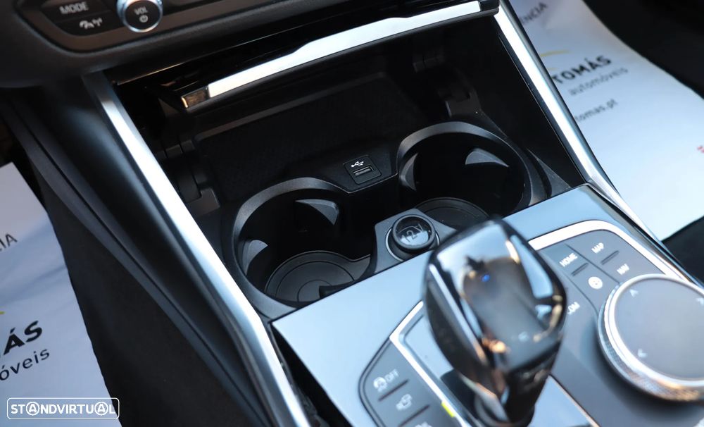 BMW 330 i Aut. Sport Line - 33