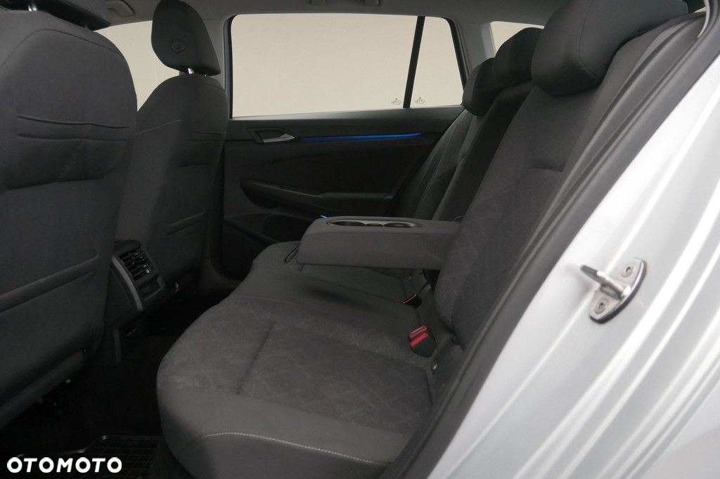 Volkswagen Golf - 15