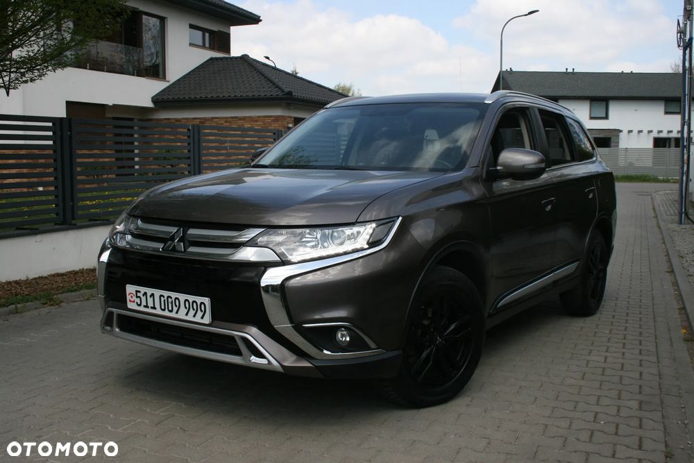Mitsubishi Outlander 2.2 DID Intense - 1