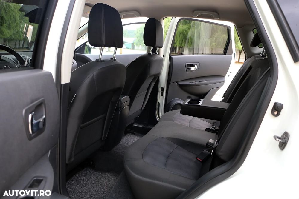 Nissan Qashqai 1.5 DCI N-Connecta - 17