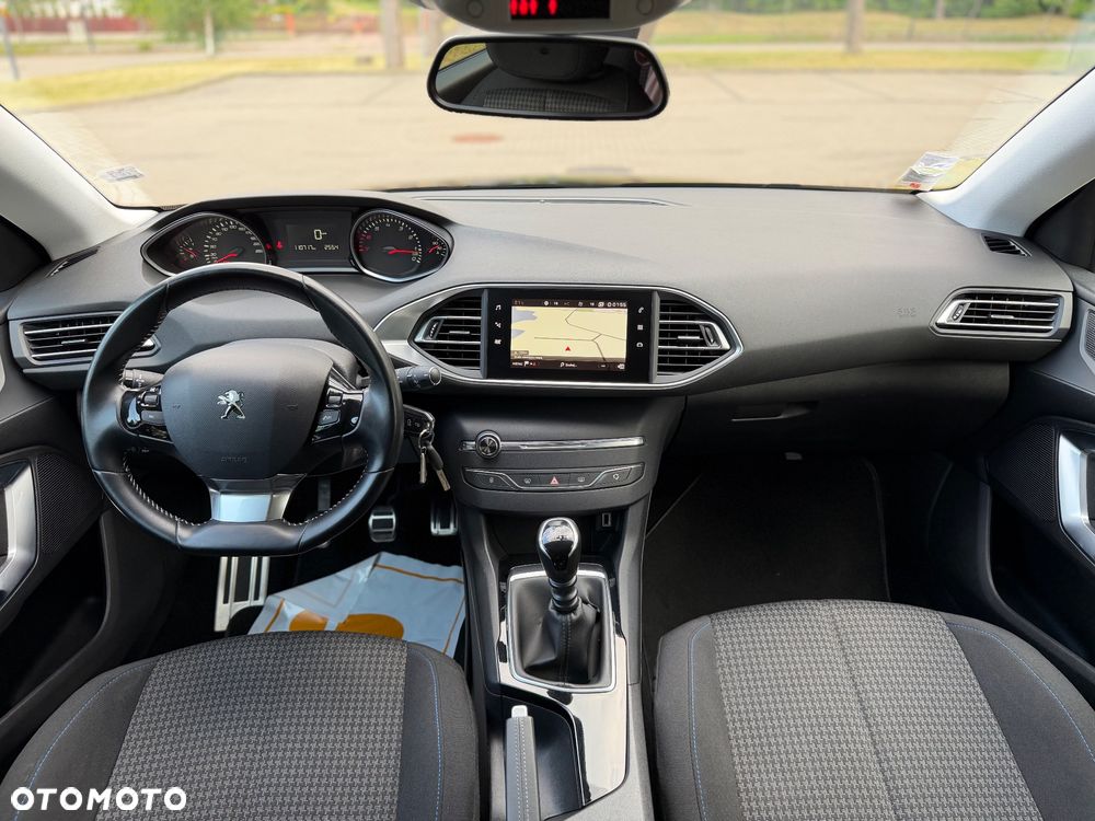 Peugeot 308 PureTech 110 Stop & Start Style - 29
