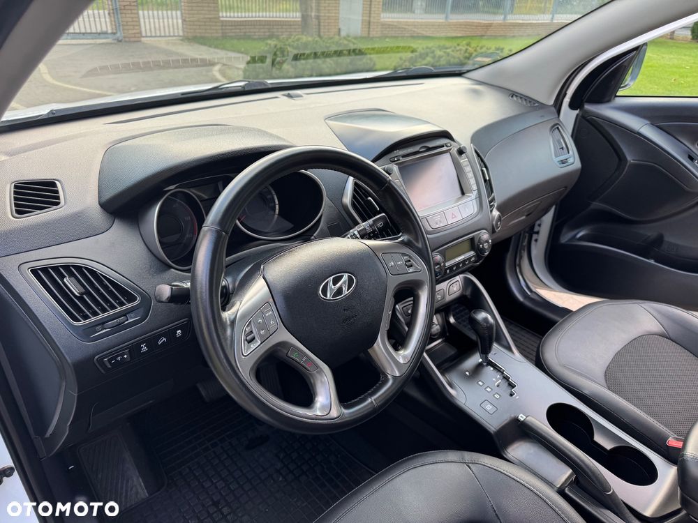 Hyundai ix35 2.0 CRDi 4WD Automatik Premium - 18