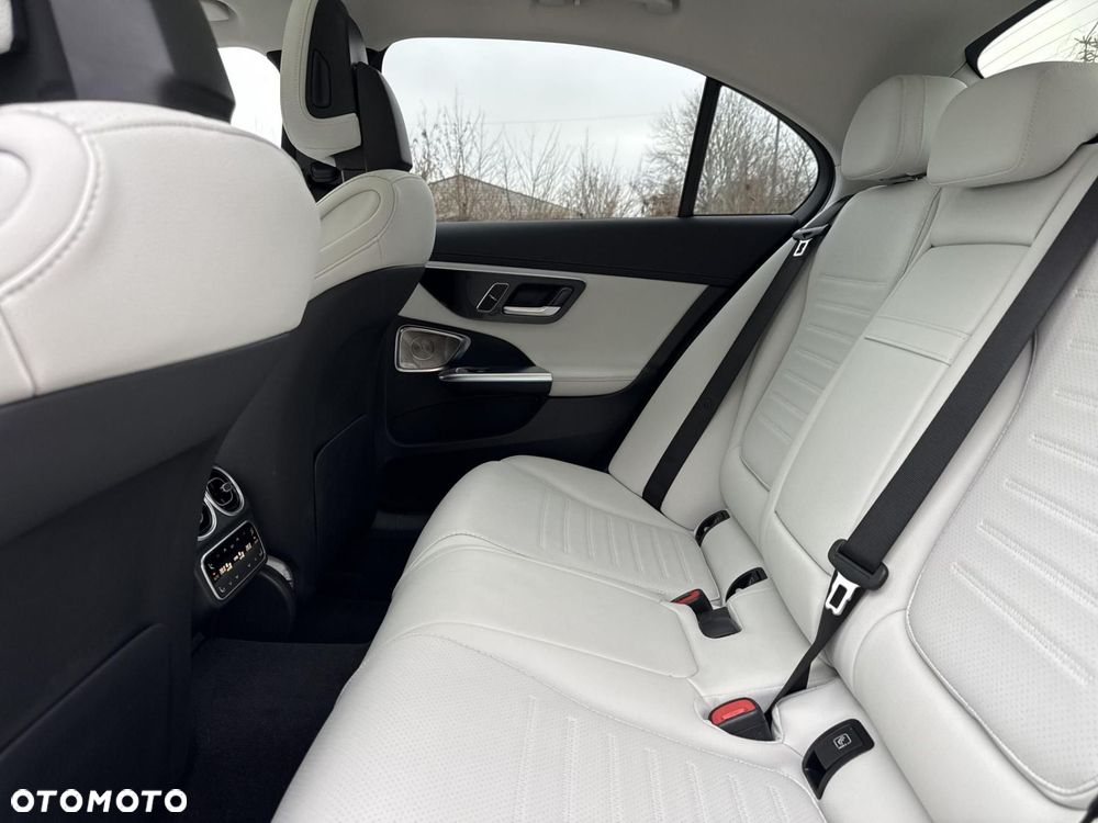 Mercedes-Benz Klasa C - 14