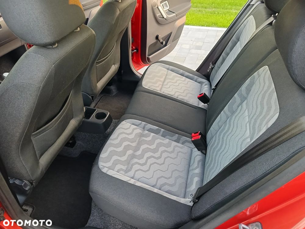 Skoda Fabia - 15