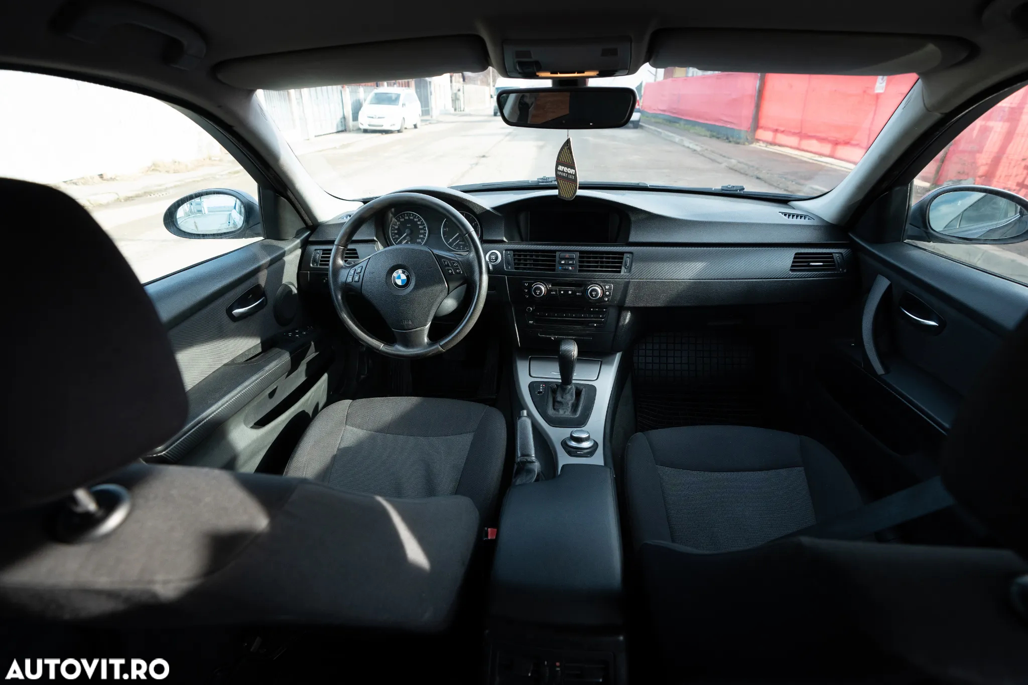 BMW Seria 3 - 12