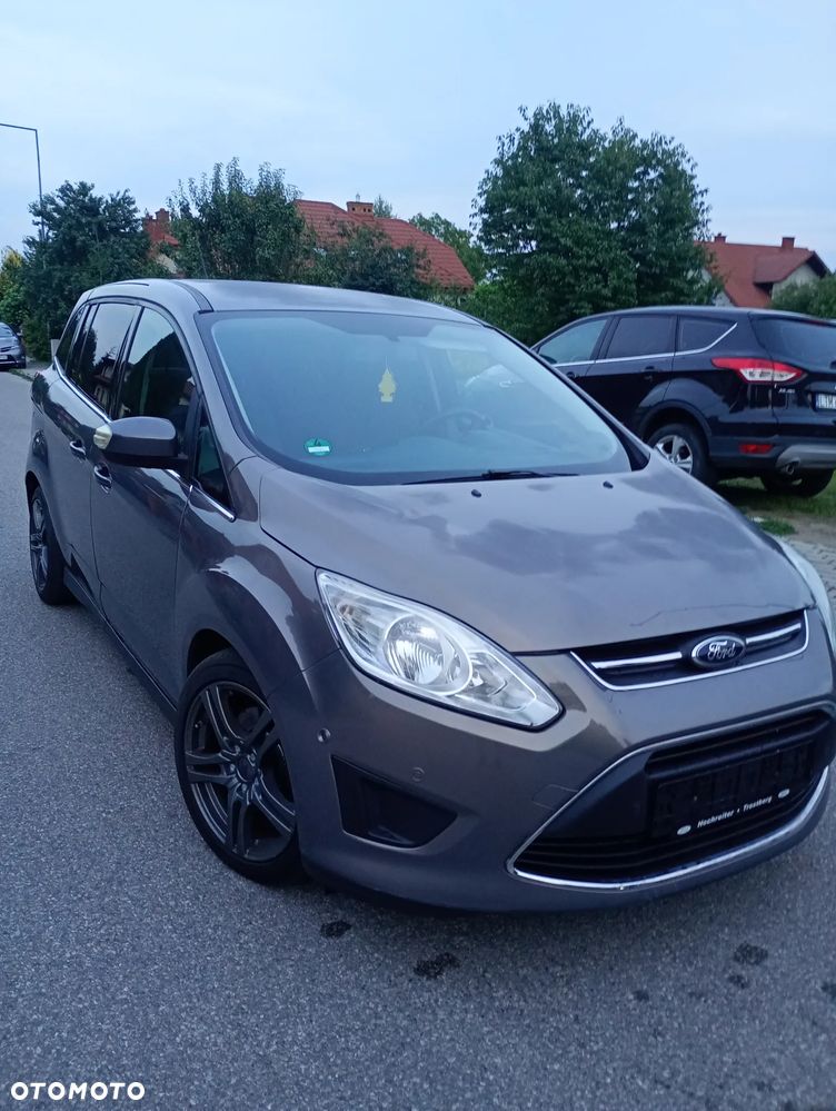 Ford Grand C-MAX - 14