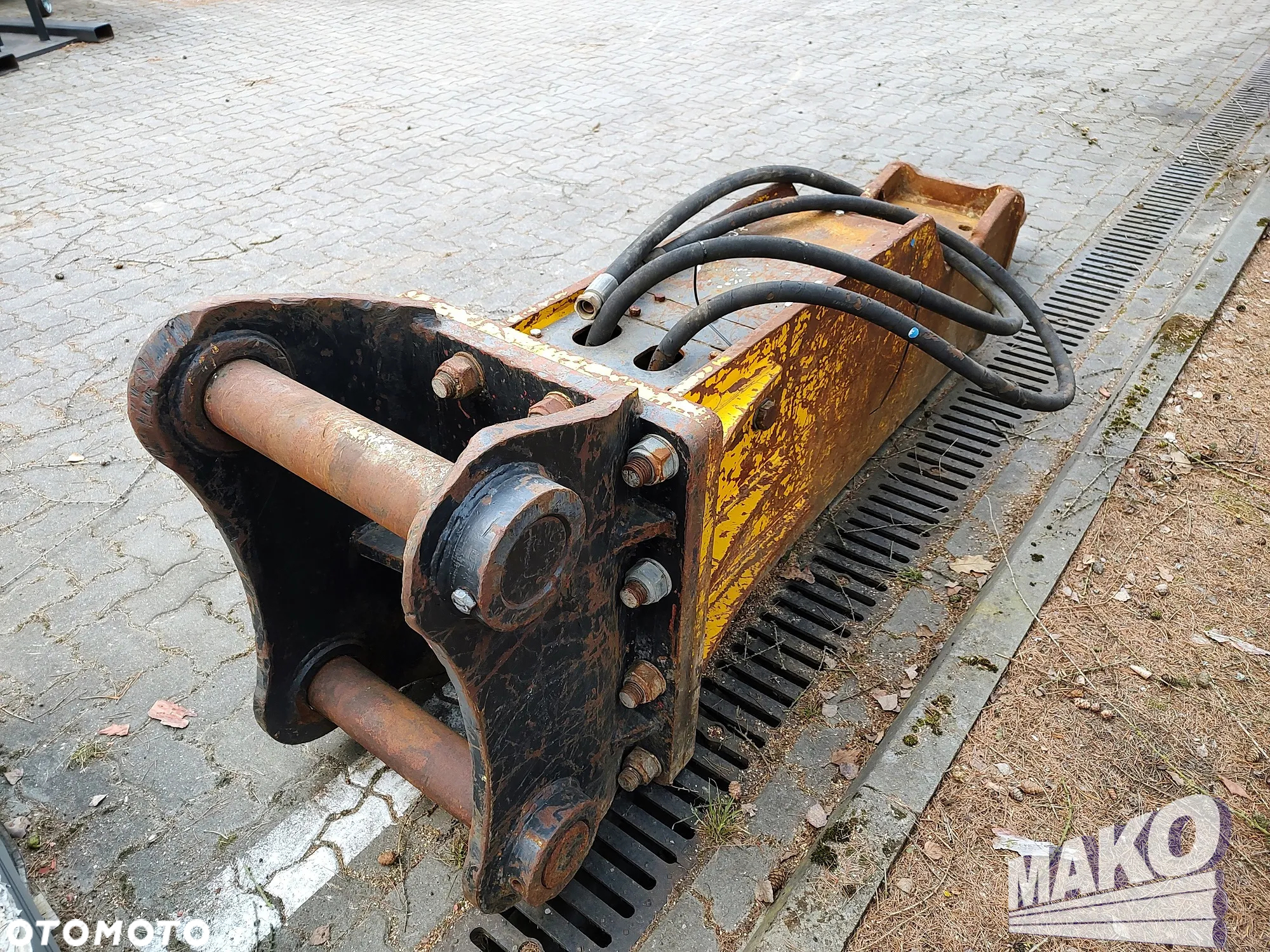 Młot hydrauliczny Atlas Copco 2310kg do koparki - 4
