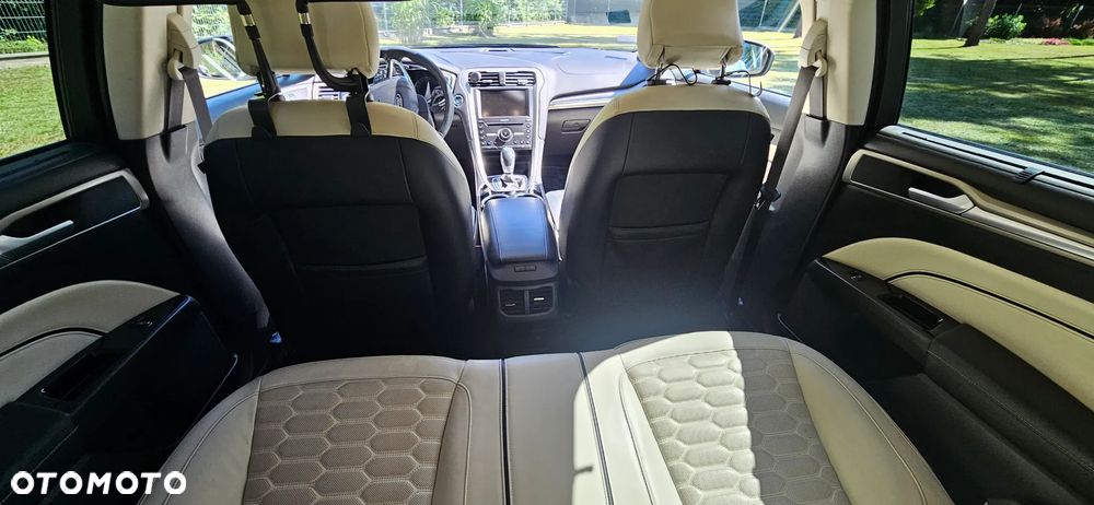 Ford Mondeo 2.0 TDCi Bi-Turbo PowerShift-Aut Vignale - 2