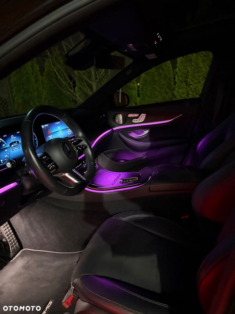 Mercedes-Benz Klasa E 300 de 4Matic 9G-TRONIC AMG Line - 14