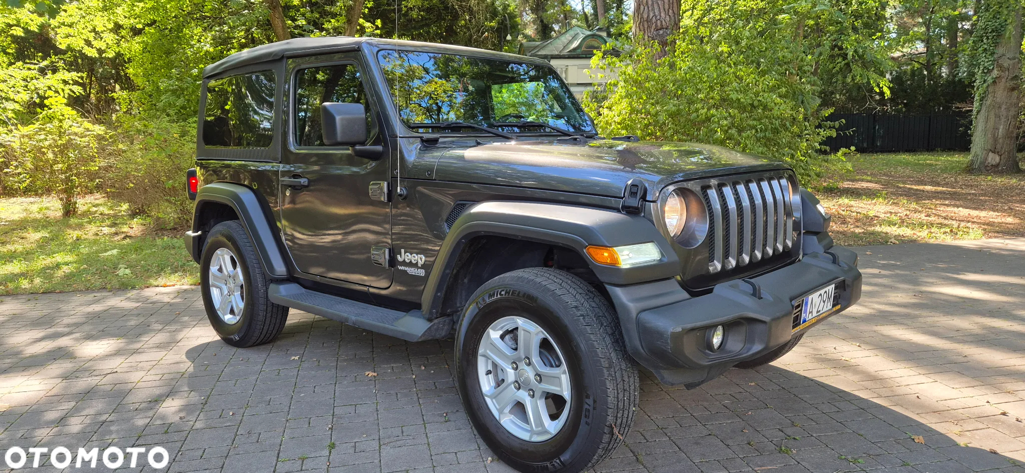 Jeep Wrangler - 2