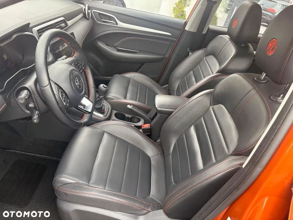 MG ZS 1.0 T-GDI Exclusive - 12