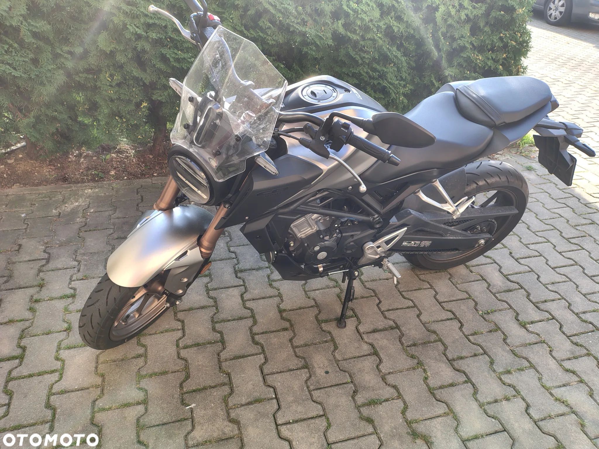 Honda CBF - 1