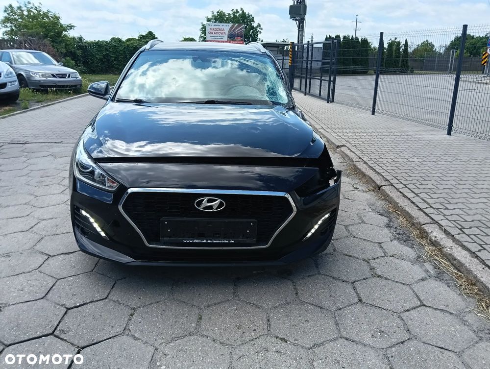 Hyundai i30 1.4 T-GDI YES - 3
