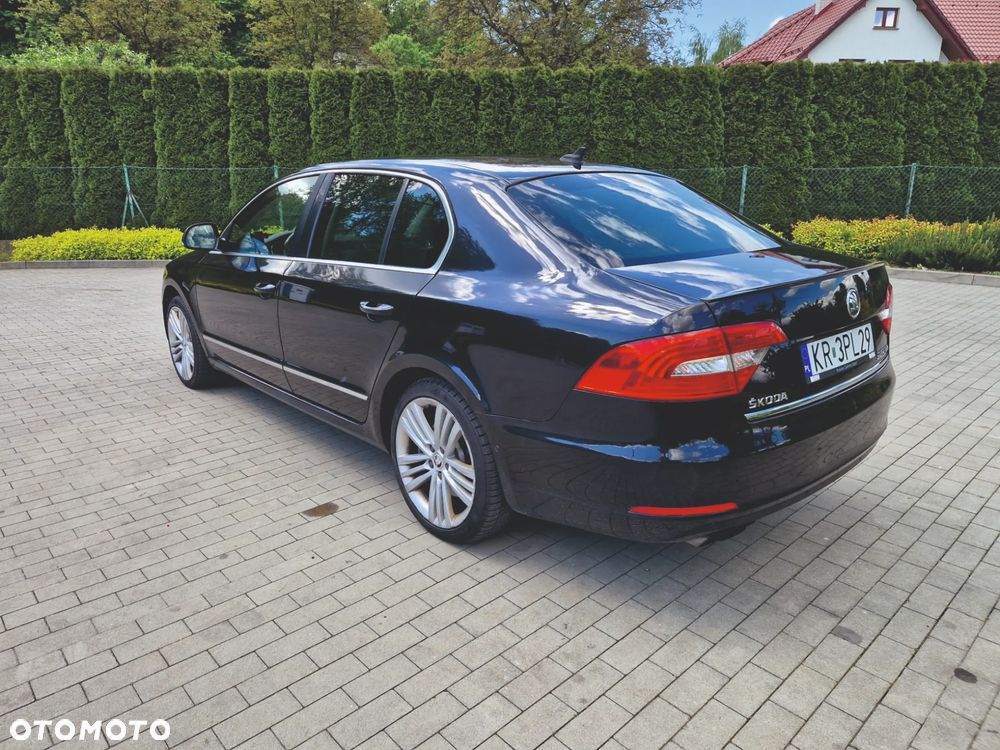 Skoda Superb 3.6 FSI 4x4 Elegance DSG - 5