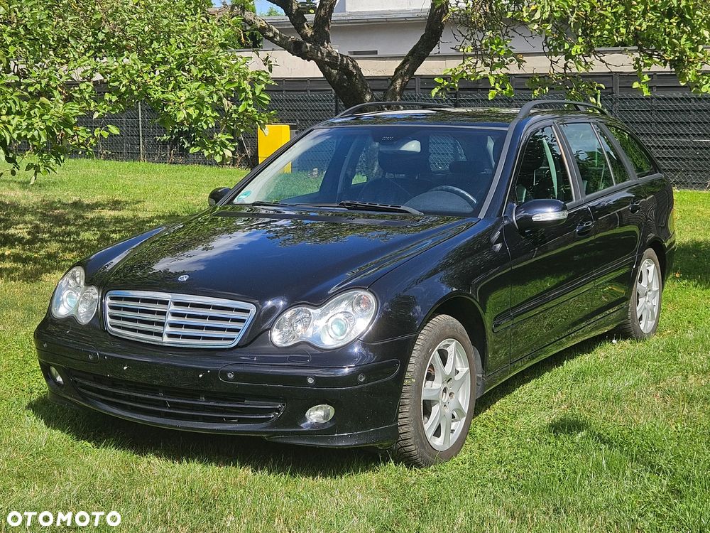 Mercedes-Benz Klasa C 200 Kompressor Automatik Elegance Sport Edition - 33