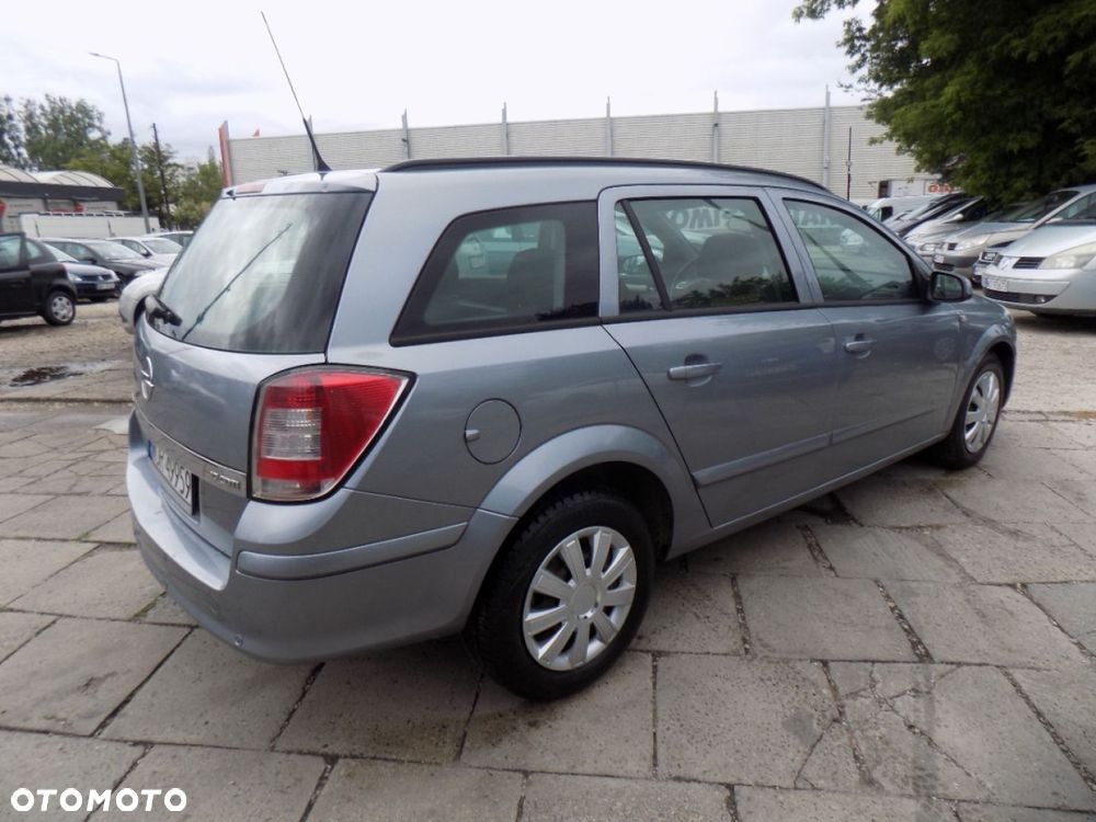 Opel Astra - 4