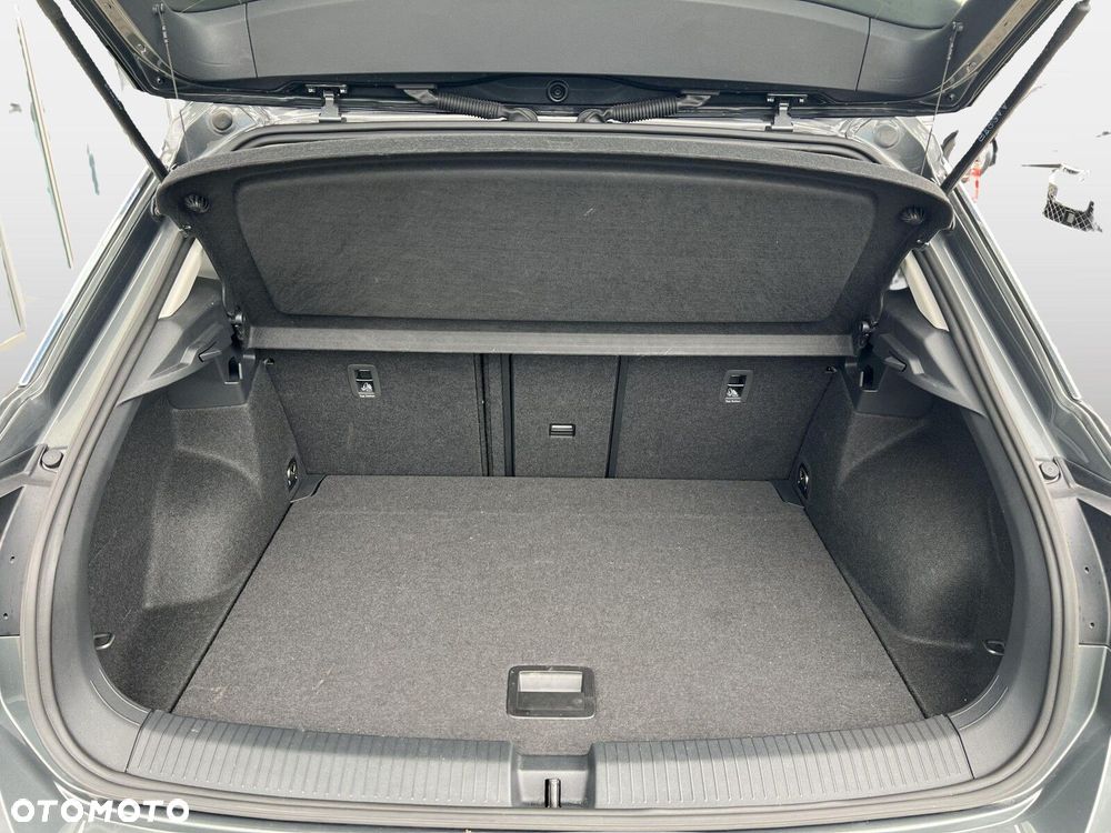 Volkswagen T-Roc 1.5 TSI Life - 27