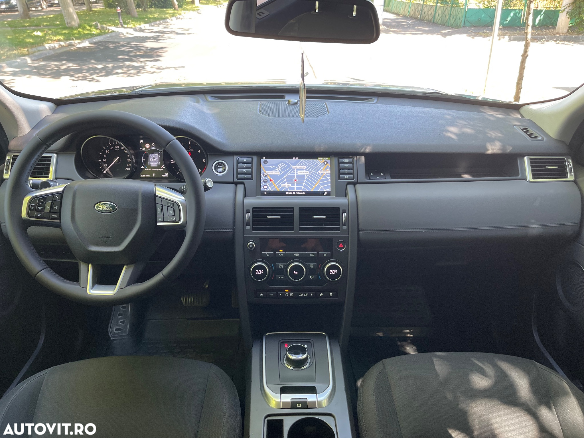 Land Rover Discovery Sport - 7