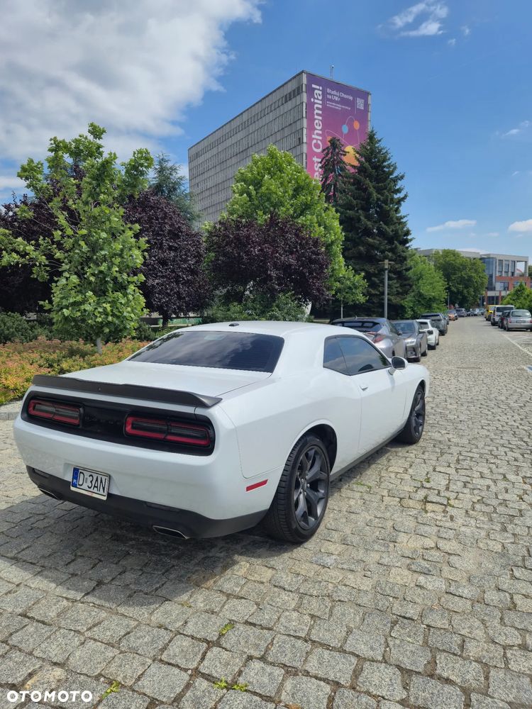 Dodge Challenger 3.6 SXT - 8
