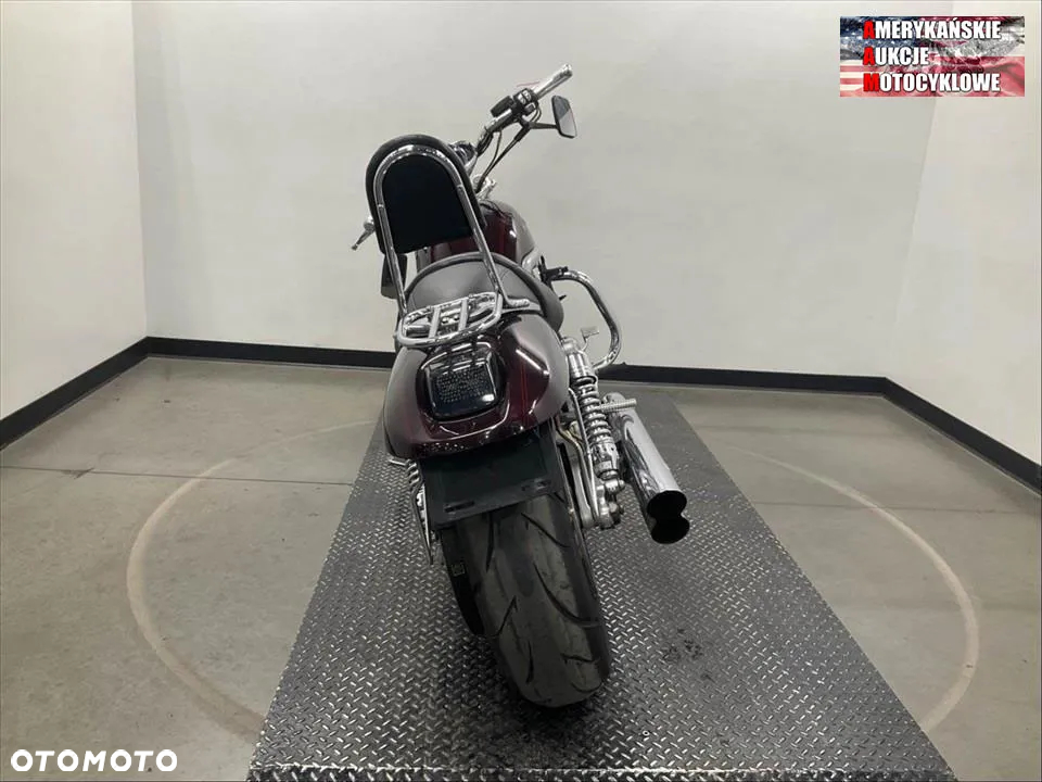 Harley-Davidson V-Rod Street Rod - 16