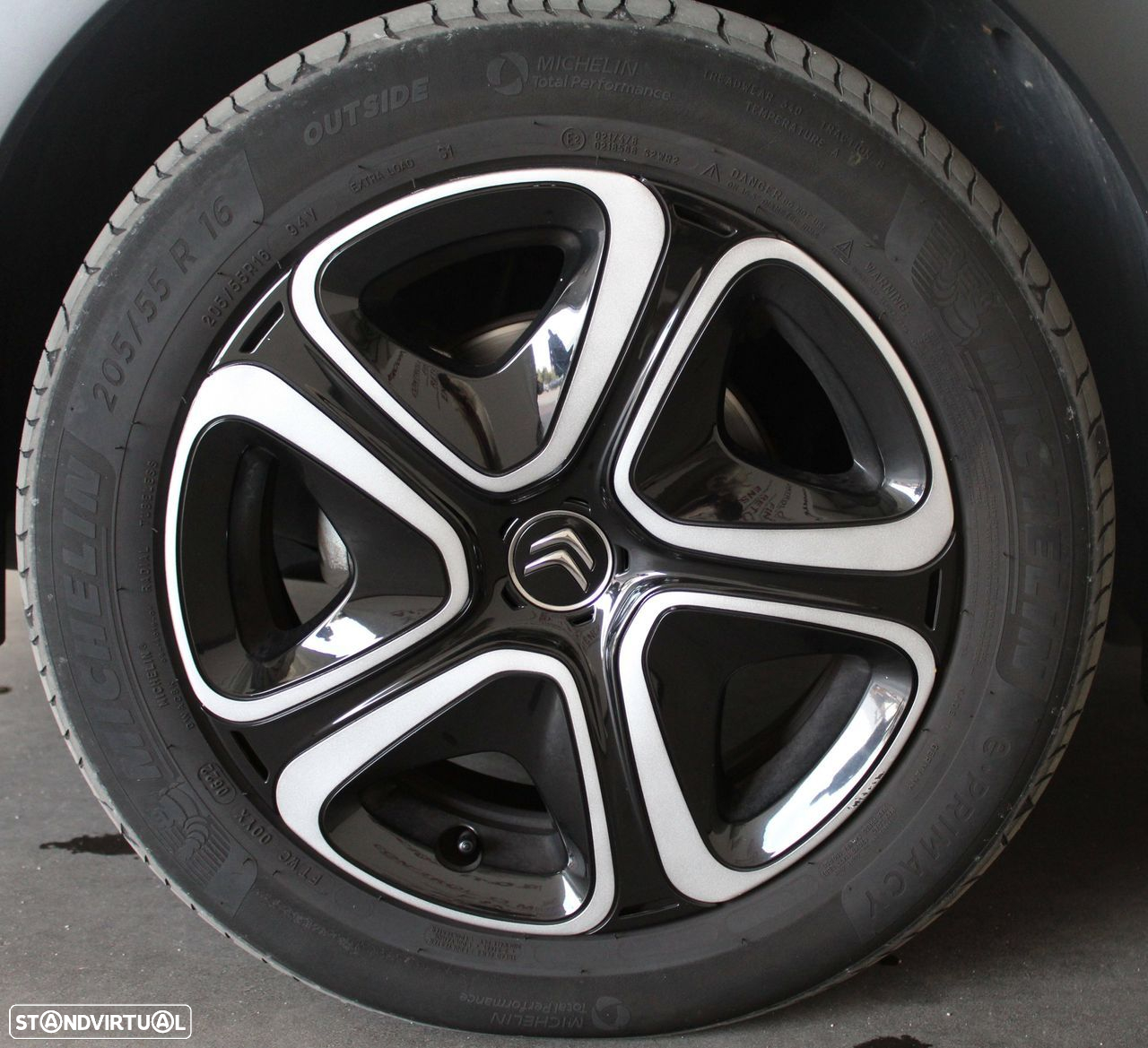 Citroën C3 1.2 PureTech C-Series - 9