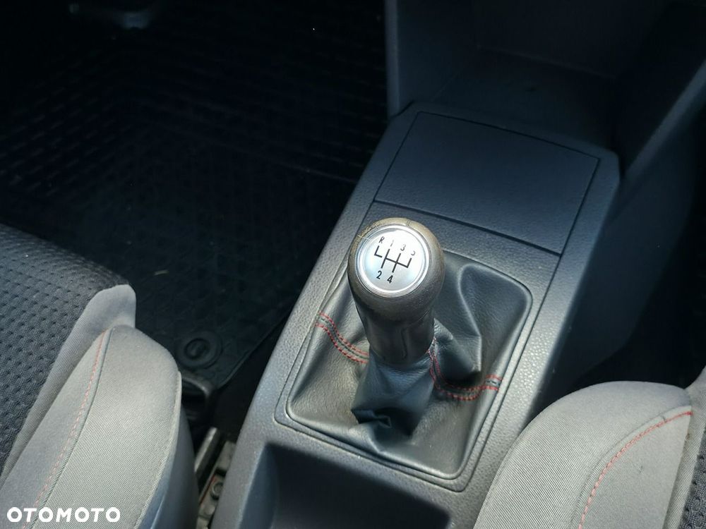 Volkswagen Polo - 15