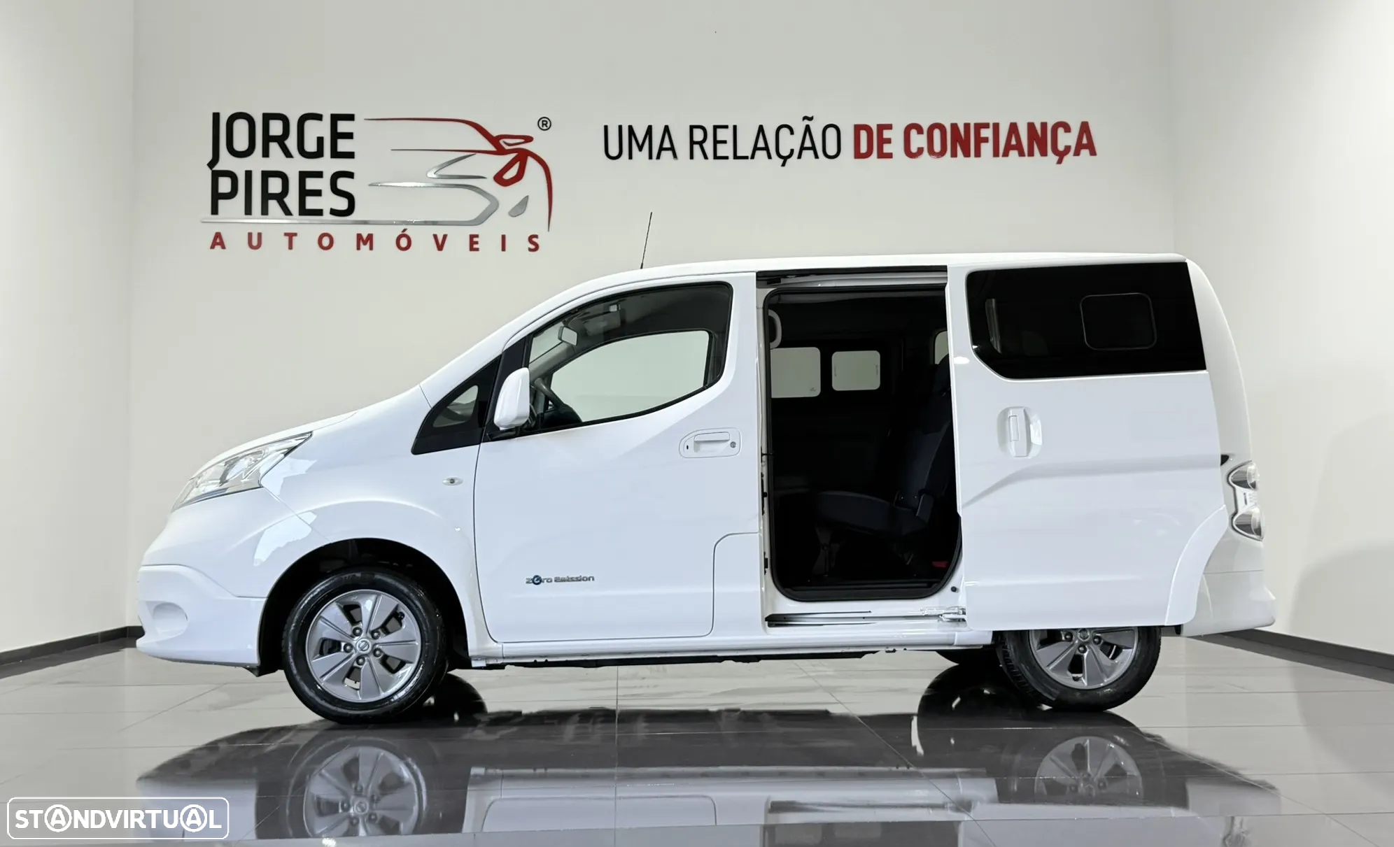 Nissan NV200 Evalia - 4