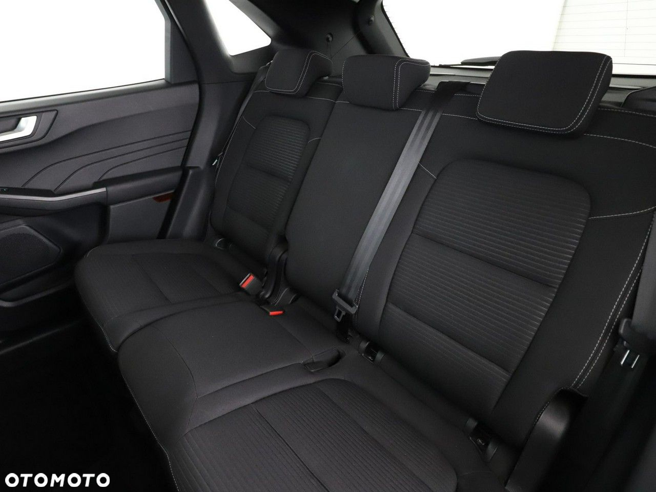 Ford Kuga 2.5 Duratec FHEV TITANIUM - 17