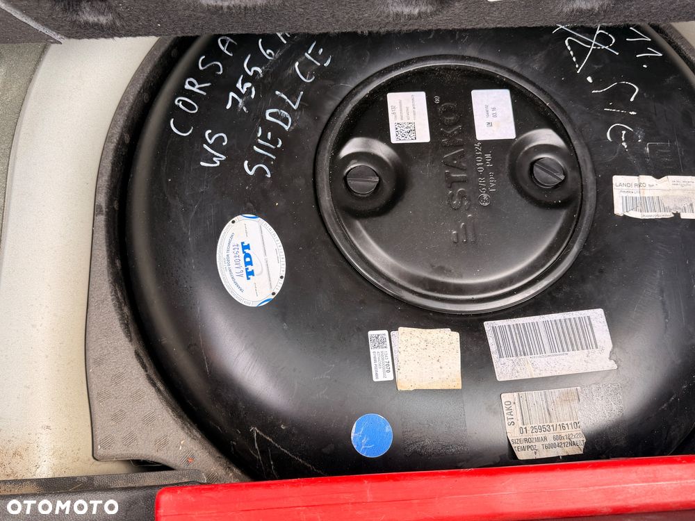 Opel Corsa 1.4 Enjoy - 19