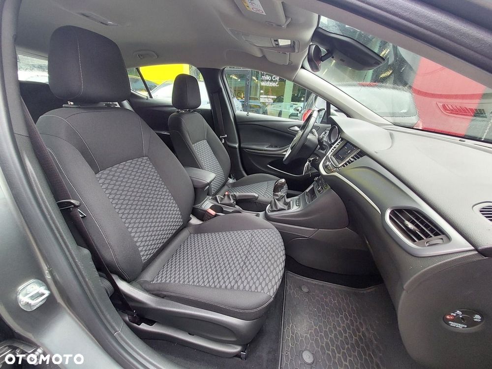 Opel Astra - 12