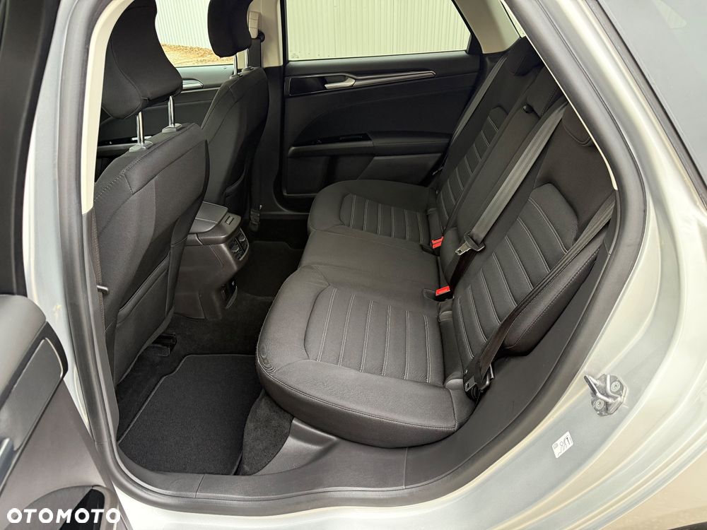 Ford Mondeo 2.0 EcoBlue Titanium - 9