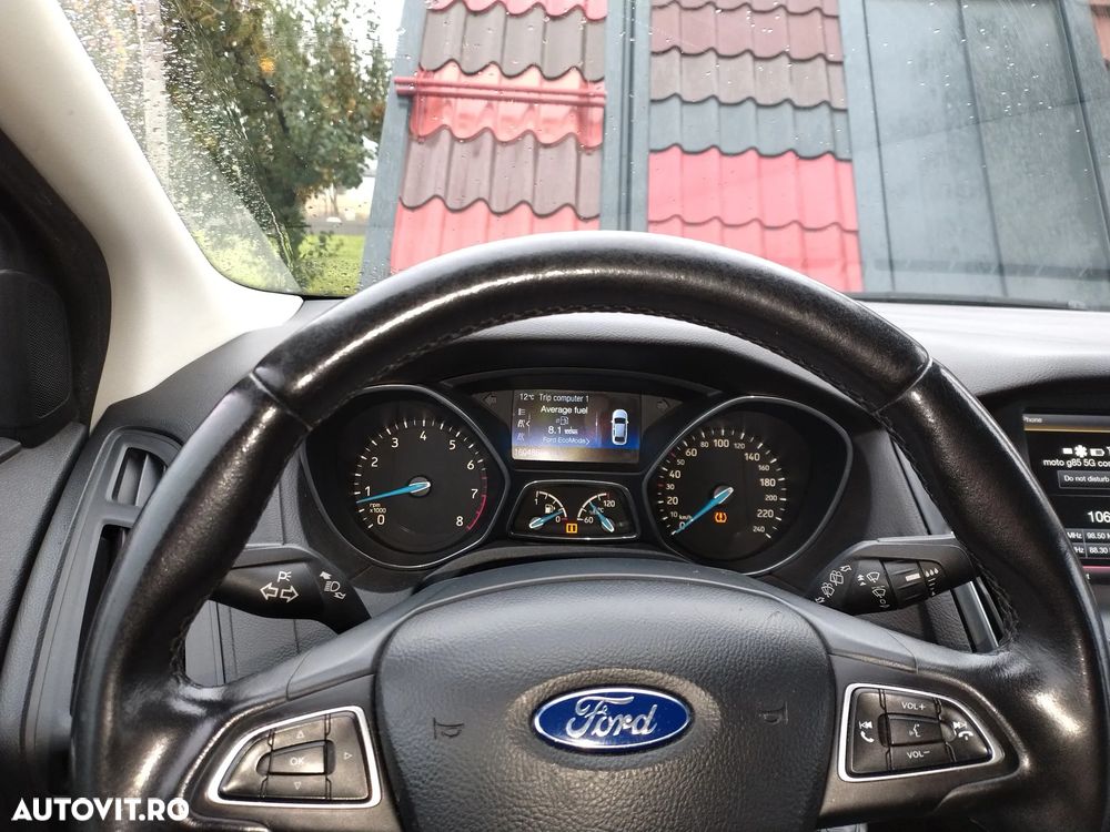 FORD Focus 2015 — imagine 3